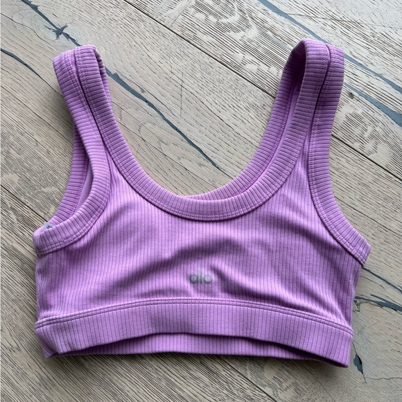 ALO Wellness Bra in Lilac/Pink Lavender XS - Picture 3 of 4